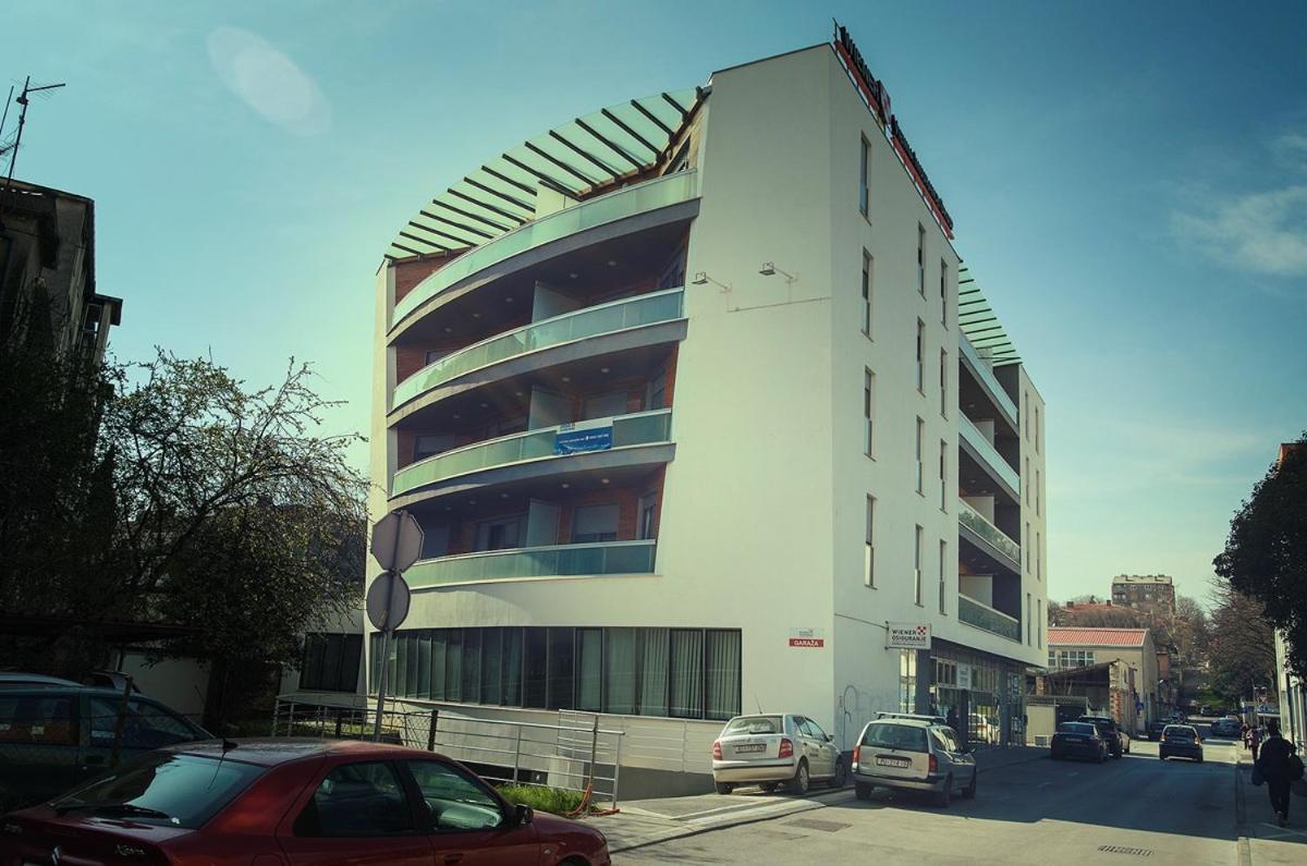 Pula City Business Apartments Luaran gambar